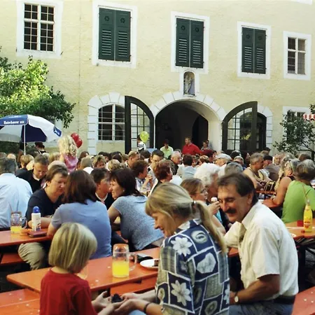 Maison d'hôtes Wohnen Am Wasserschloss Sandizell Schrobenhausen