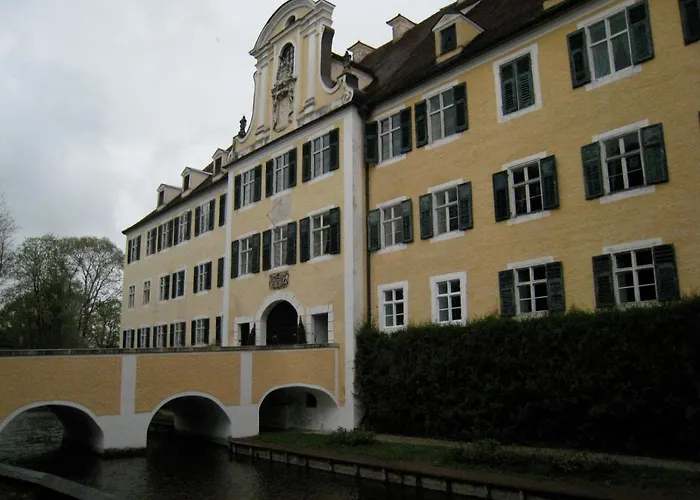 Wohnen Am Wasserschloss Sandizell Pensjonat Schrobenhausen