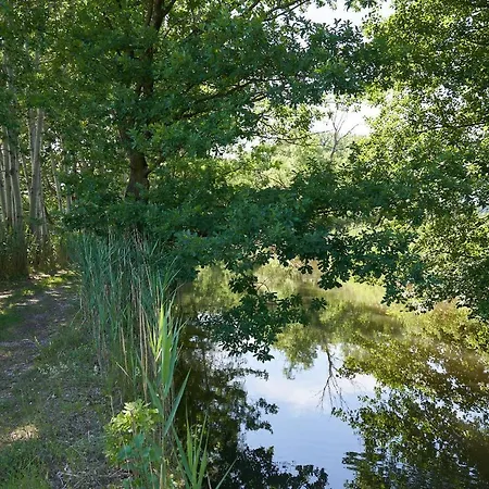 Wohnen Am Wasserschloss Sandizell בית הארחה שרובנהאוזן